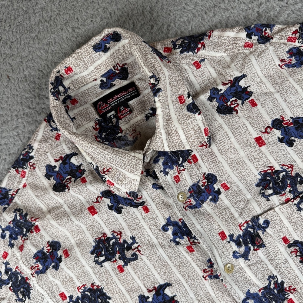 Y2K Quiksilver Hawaiian Button Up Shirt Size XL Dragon Vintage Skate Surf